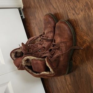 Fur Lined Brown Boots